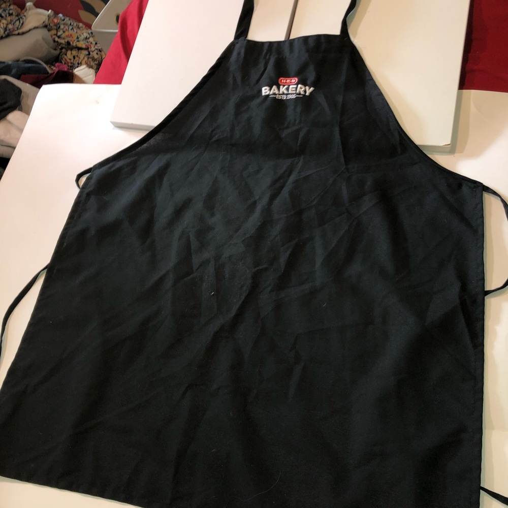 H-E-B Grocery - Employee Exclusive Embroidered Bakery Apron Black; Like New